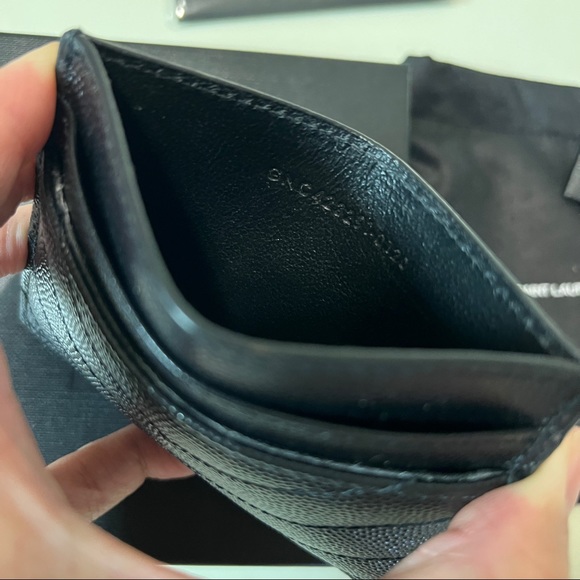 ❌SOLD❌YSL monogram card case - Picture 2 of 5
